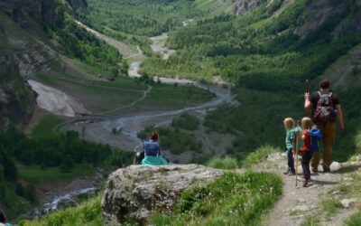 Was brauchst du für eine Tageswanderung?